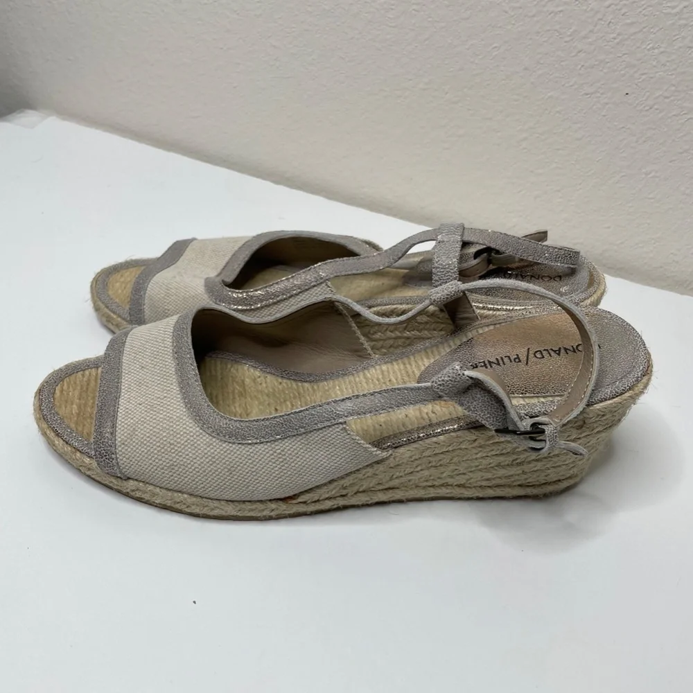 Donald J Pliner Sandals Wedge Size 10‎